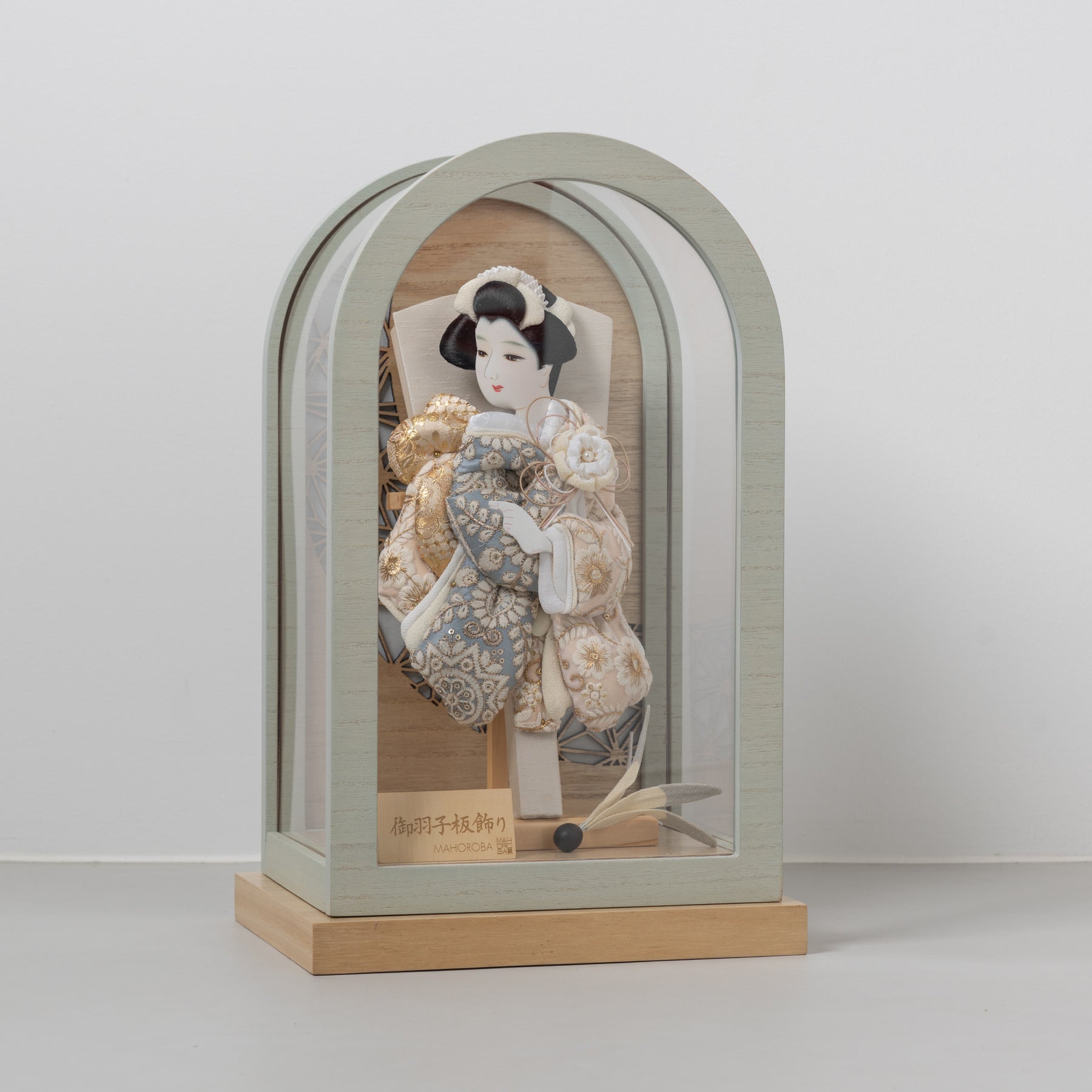 羽子板ケース ロマネ ベージュ 8号 華紋刺繍