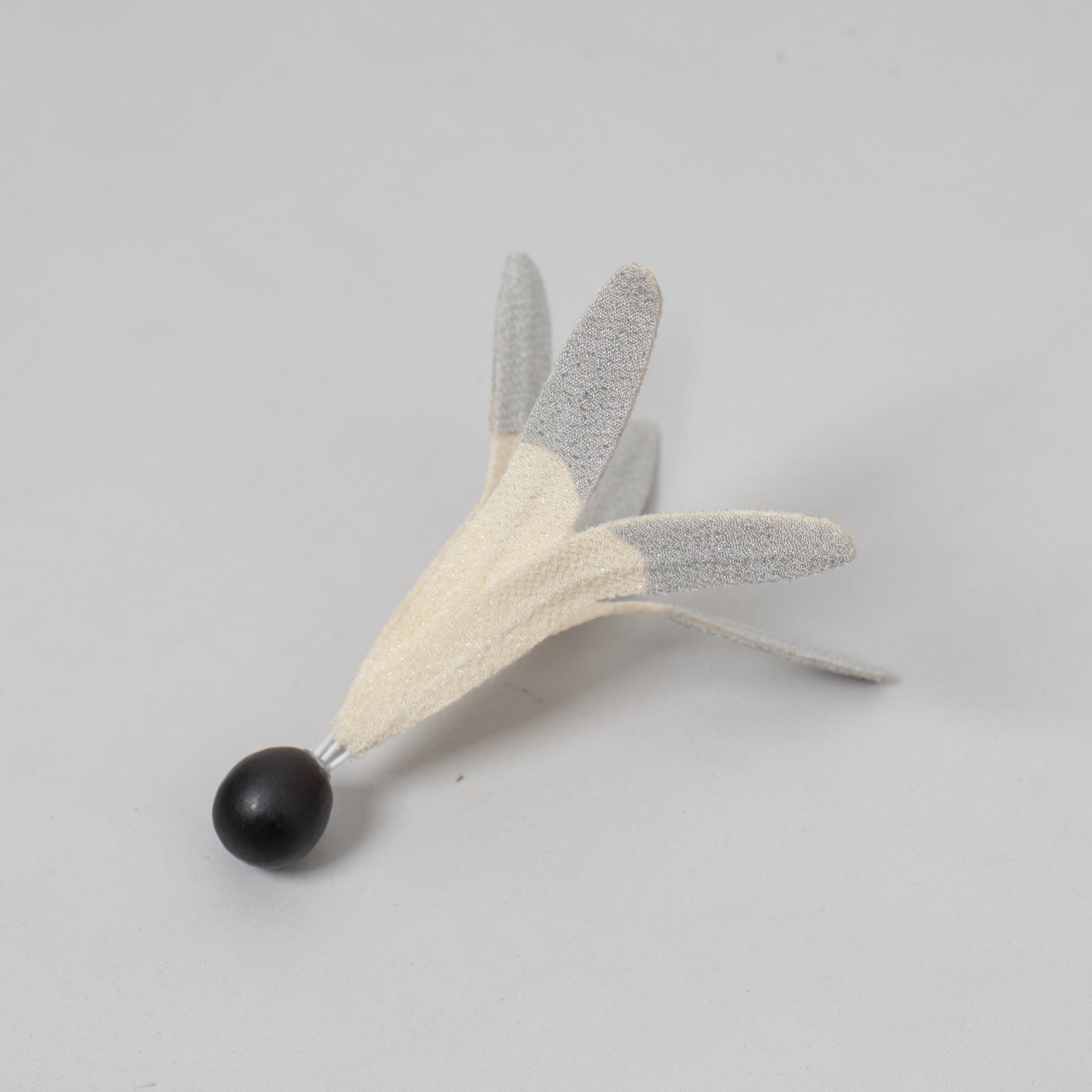 羽子板ケース ロマネ ベージュ 8号 華紋刺繍