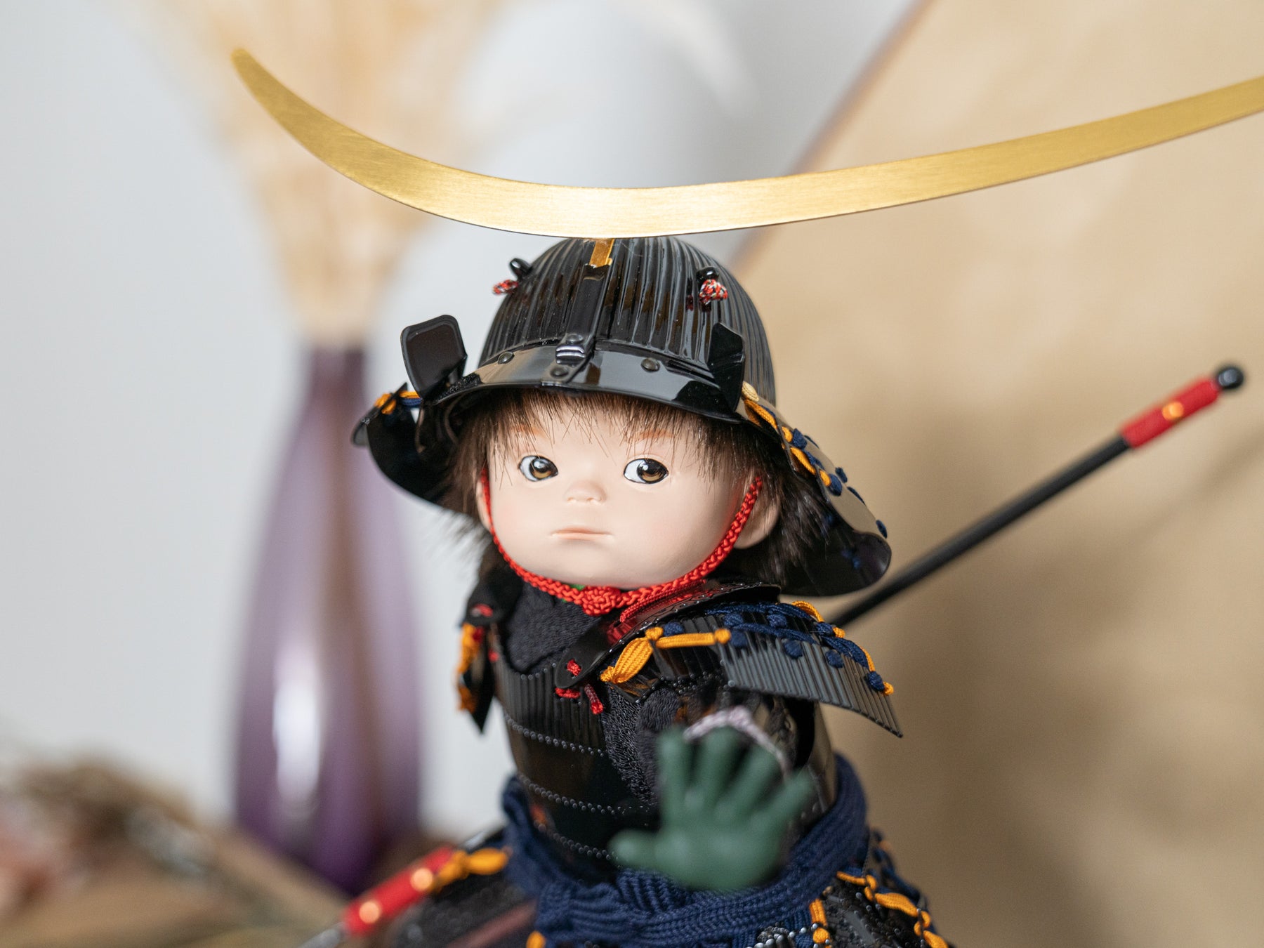 もののふ童 子供大将 伊達政宗 飾台付 五月人形 兜 コンパクト 